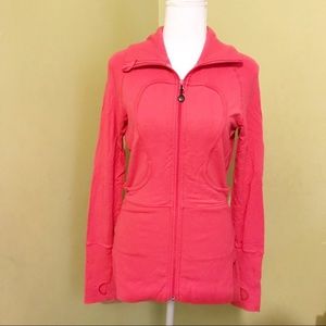 Lululemon in stride coral jacket sz 6